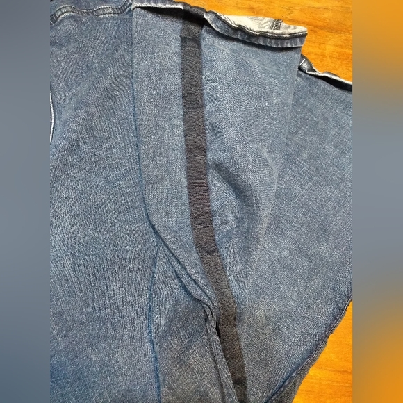 Plus Size Torrid Jeans, Size 6R (32W), with Dark Blue Stripe, Elastic Wa… - Picture 4 of 12